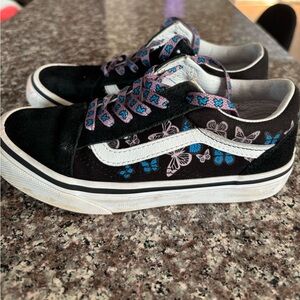 Girls Vans Butterfly Kisses - Cute butterfly design&laces. US 1